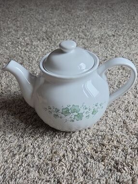 Corelle Coordinates Callaway Ivy Stoneware Teapot 5 Cup Green Ivy Tea Pot